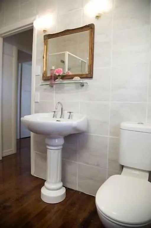 Tamarind Street Cottage. Maleny, Queensland Holiday home Maleny